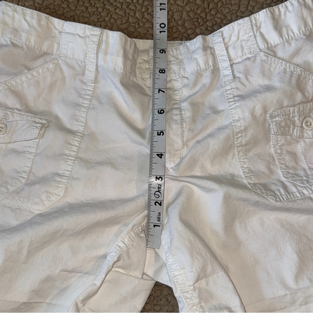 Charlotte Russe White Cargo Shorts, 90s Y2K Teen Juniors Sz 9​ - Picture 7 of 8